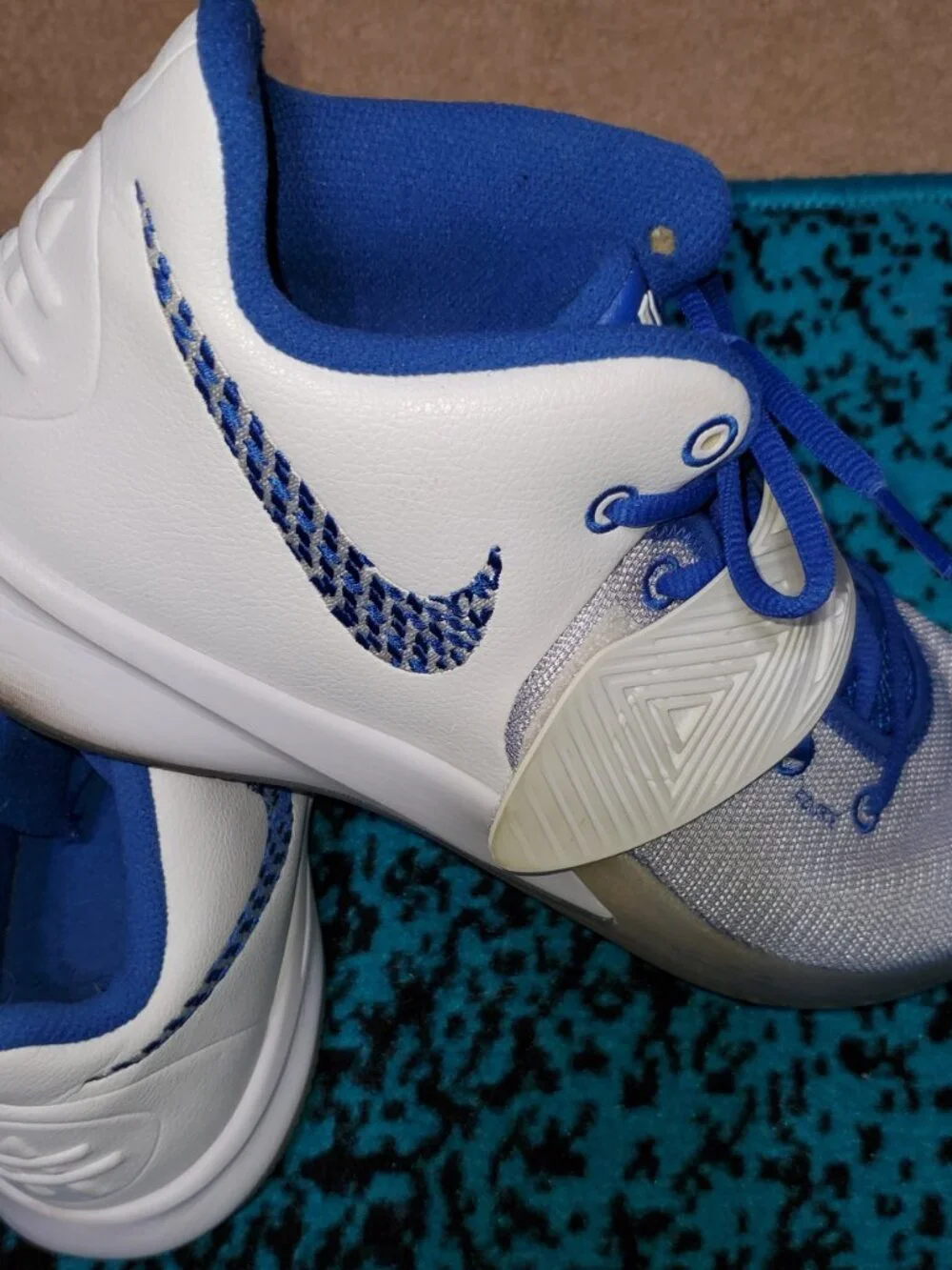 Nike preowned kyrie